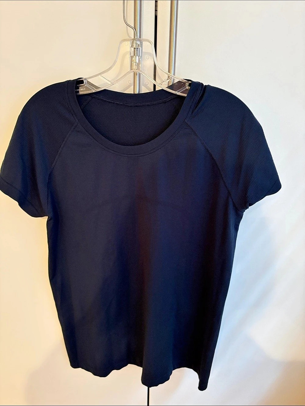 Lululemon swiftly tech short sleeve shirt 2.0 hip length navy